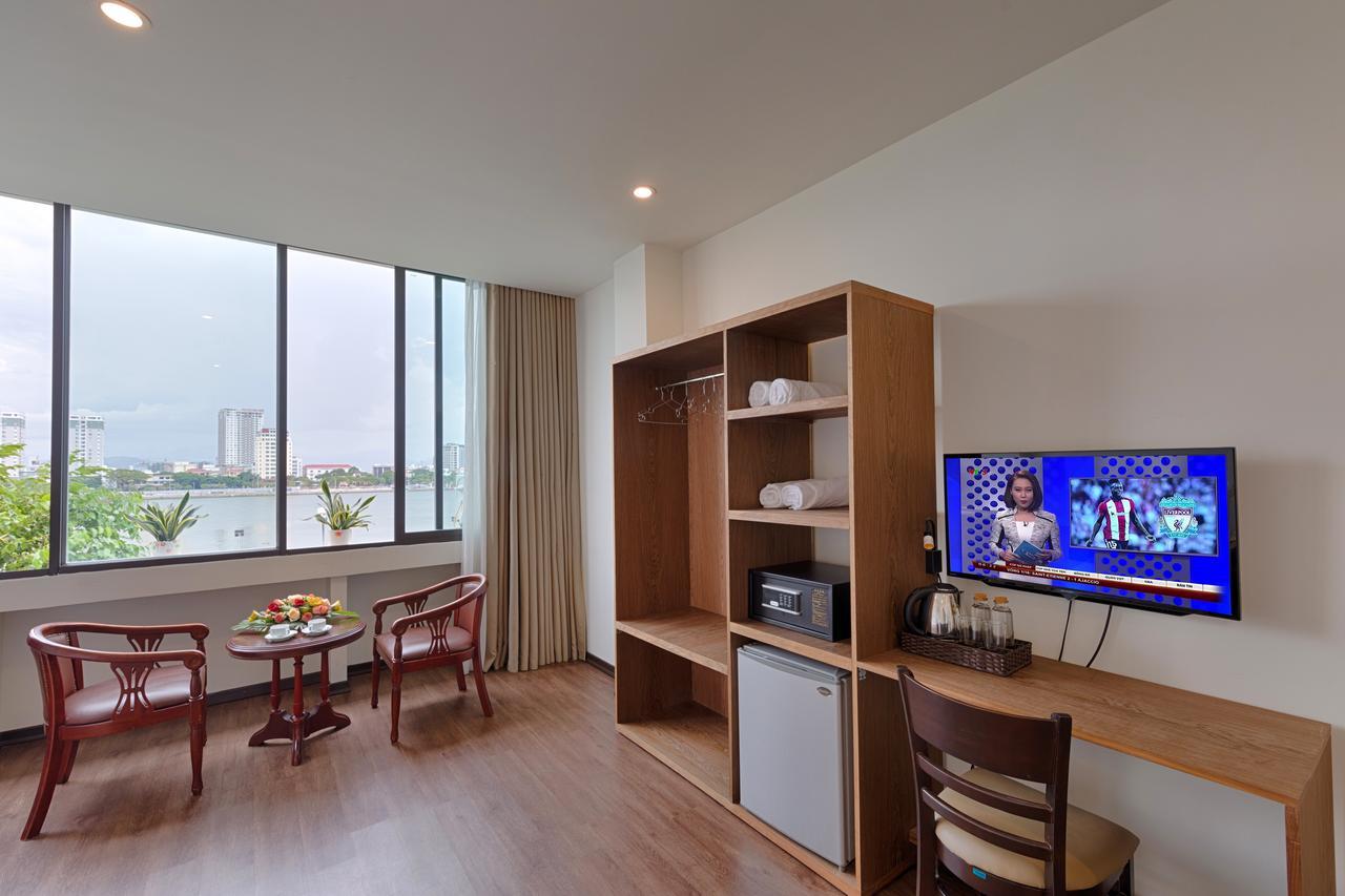 Vitalis Riverside Hotel Дананг Экстерьер фото